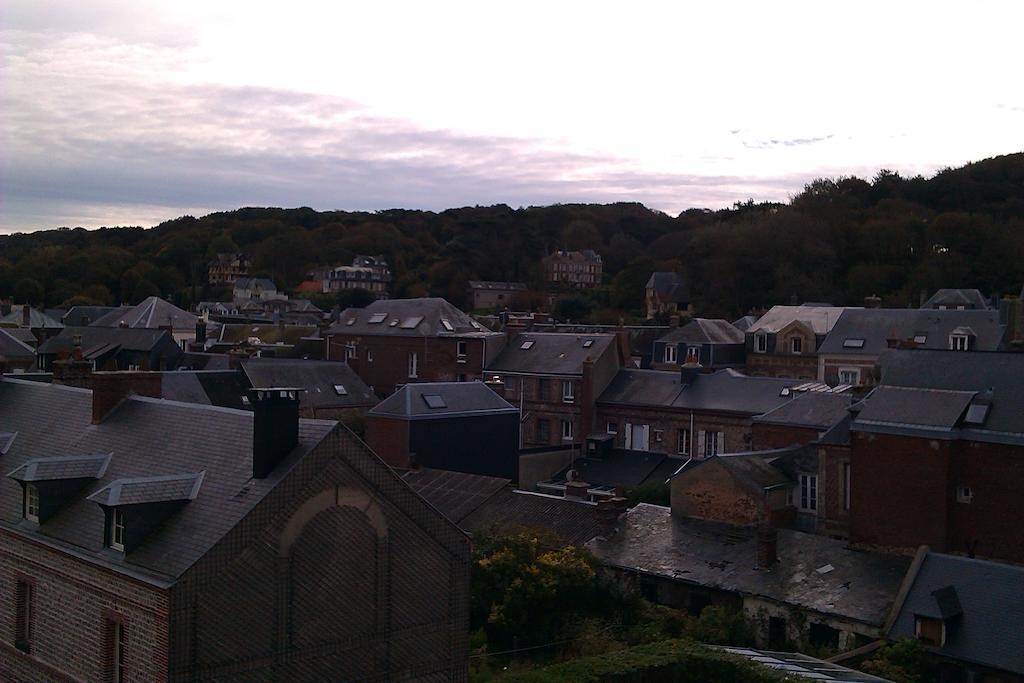 Les Galets Bleus Bed & Breakfast Etretat Ruang foto