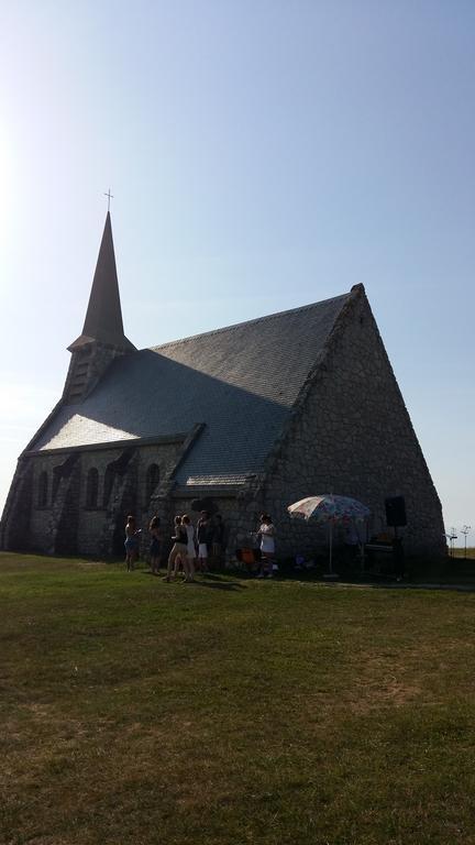 Les Galets Bleus Bed & Breakfast Etretat Bagian luar foto
